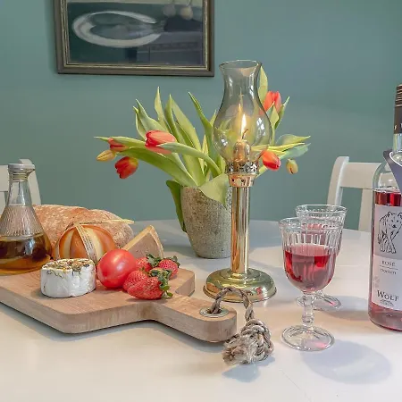 Traumhaff Denkmalgeschuetzter Amalienhof Sauna, Offener Kamin, Hund Hébergement de vacances